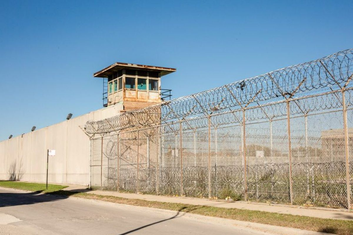 Mess Contract Agreement Cook County Jail Guards Lock Down Sweet Union Contractdespite Sour